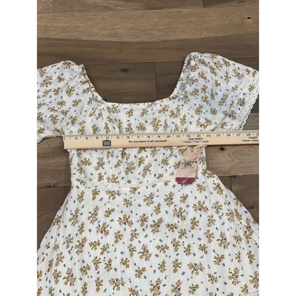 Cotton & Rye Dress Size S 100% Cotton Cream Yellow Floral with Lace Detail - NWT - Picture 4 of 9